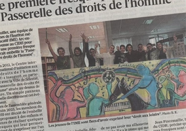 Presse - Fresque de la passerelle des Droits de l'Homme